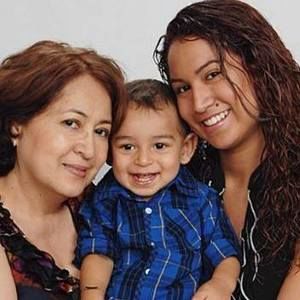 Meet your Posher, Hellen